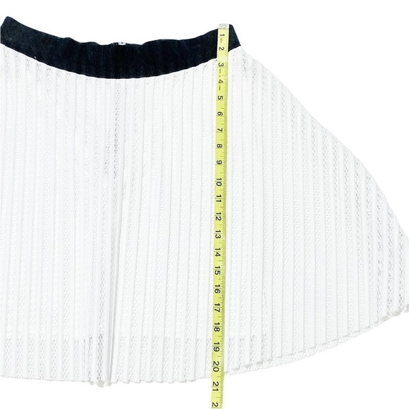 BLACK and White Flared Circle Skirt - Picture 5 of 11